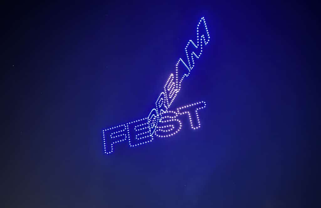 Outdoor drone show